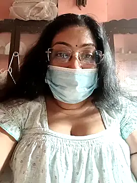 Snapshot of LAVERNIYA_ chatting on January 2025 09:04:02 AM LAVERNIYA  online show from January 2025 09:04:02 AM