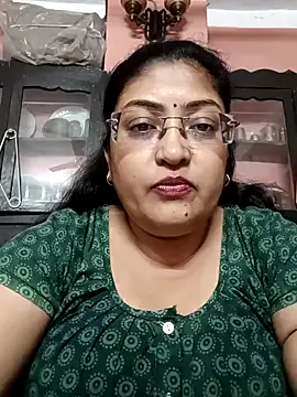 Snapshot of LAVERNIYA_ chatting on January 2025 01:48:01 PM LAVERNIYA  online show from January 2025 01:48:01 PM