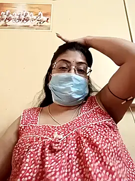 Snapshot of LAVERNIYA_ chatting on February 2025 06:01:01 AM LAVERNIYA  online show from February 2025 06:01:01 AM