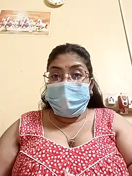 Snapshot of LAVERNIYA_ chatting on March 2025 02:43:02 PM LAVERNIYA  online show from March 2025 02:43:02 PM