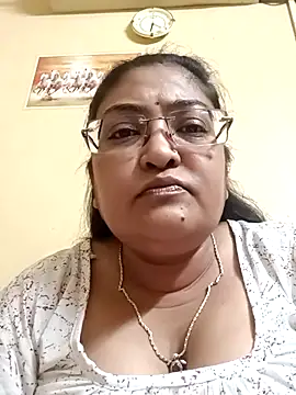 Snapshot of LAVERNIYA_ chatting on March 2025 12:58:01 PM LAVERNIYA  online show from March 2025 12:58:01 PM