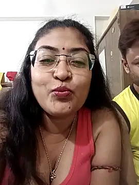 Snapshot of LAVERNIYA_ chatting on October 2025 02:58:02 PM LAVERNIYA  online show from October 2025 02:58:02 PM