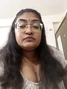 Snapshot of LAVERNIYA_ chatting on October 2025 12:50:01 PM LAVERNIYA  online show from October 2025 12:50:01 PM