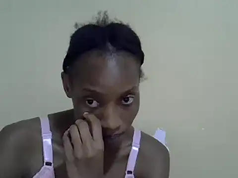 Snapshot of Iam_Rona chatting on January 2025 10:37:01 PM Iam Rona online show from January 2025 10:37:01 PM