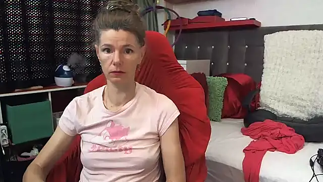 Snapshot of kellyterapy chatting on February 2025 09:57:01 PM kellyterapy online show from February 2025 09:57:01 PM