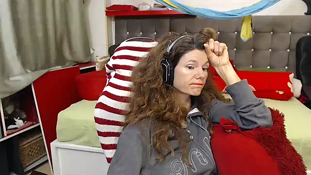 Snapshot of kellyterapy chatting on November 2025 09:47:01 PM kellyterapy online show from November 2025 09:47:01 PM