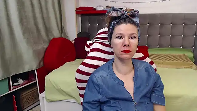 Snapshot of kellyterapy chatting on December 2025 12:15:02 AM kellyterapy online show from December 2025 12:15:02 AM