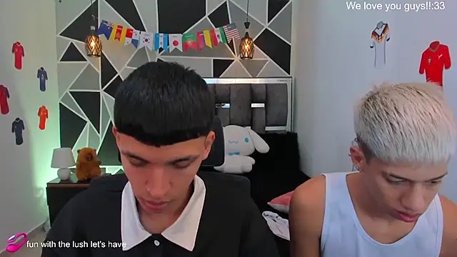 Snapshot of Juan_Nd_Steven chatting on June 2026 08:52:02 PM Juan Nd Steven online show from June 2026 08:52:02 PM