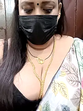 ashikaa r online show from January 2025 09:03:01 PM