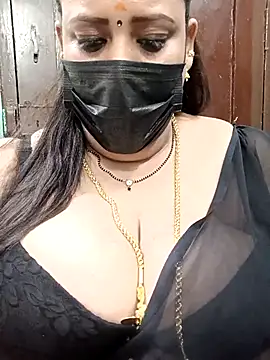 Snapshot of ashikaa_r chatting on March 2025 05:43:02 PM ashikaa r online show from March 2025 05:43:02 PM