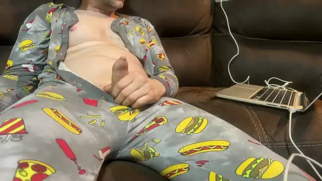 Snapshot of taboocanuck chatting on January 2025 12:24:01 PM taboocanuck online show from January 2025 12:24:01 PM