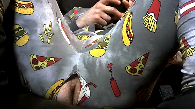 Snapshot of taboocanuck chatting on January 2025 06:38:01 PM taboocanuck online show from January 2025 06:38:01 PM