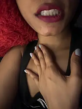 Snapshot of Hot_Goldengirl chatting on September 2025 09:30:01 PM Hot Goldengirl online show from September 2025 09:30:01 PM