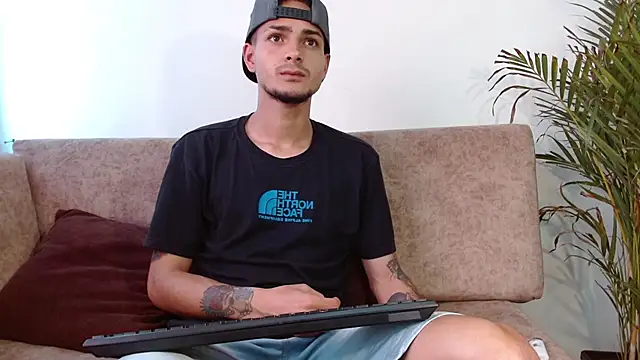 Jeffstyle18 online show from October 2025 07:46:02 PM