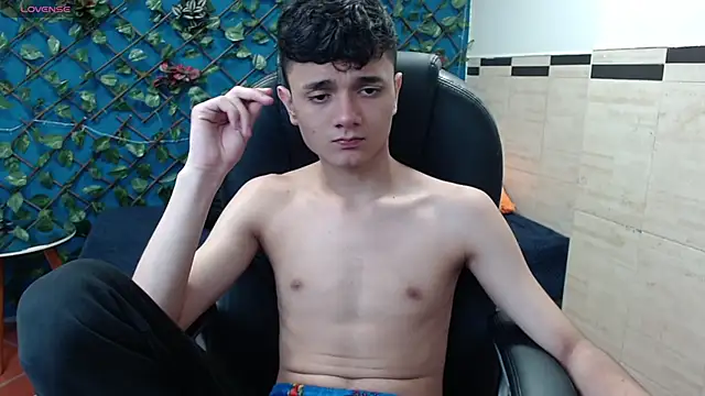 Waturox online show from January 2025 06:40:01 PM