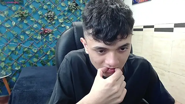 Waturox online show from January 2025 07:07:02 PM