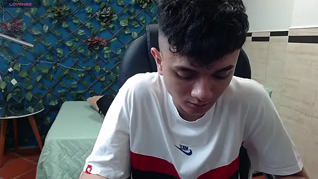 Waturox online show from February 2025 01:43:02 AM