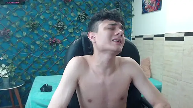 Waturox online show from March 2025 10:15:02 PM