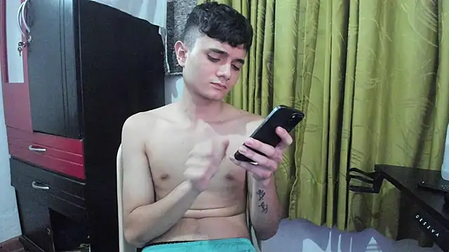 Waturox online show from November 2025 03:53:02 AM