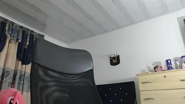 sweet cutetras22 online show from March 2025 10:57:02 AM