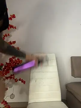 VictoriaHiill online show from July 2026 05:50:02 PM