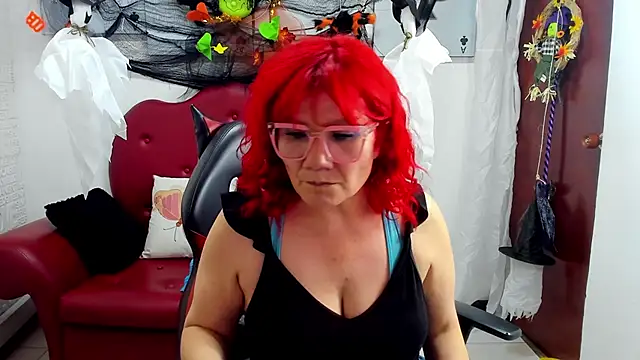 Salomeediaz  online show from October 2025 09:04:01 PM