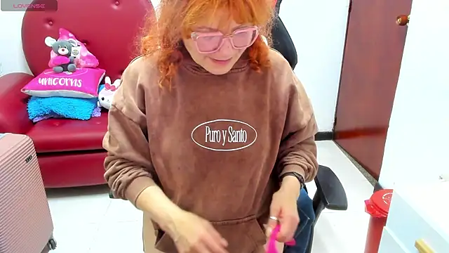 Salomeediaz  online show from February 2026 09:11:01 PM