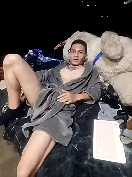 Snapshot of Ale21-345 chatting on February 2026 03:37:01 AM Ale21-345 online show from February 2026 03:37:01 AM