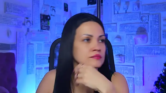 KarolinaRobinson online show from January 2025 02:46:01 PM