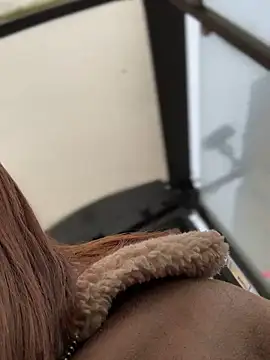 Snapshot of Accole chatting on January 2025 08:32:02 AM Accole online show from January 2025 08:32:02 AM