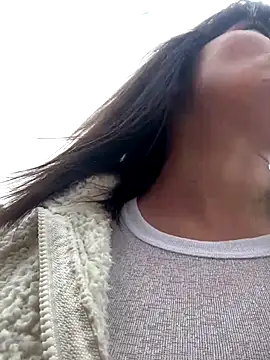 Snapshot of Accole chatting on September 2025 08:49:02 AM Accole online show from September 2025 08:49:02 AM