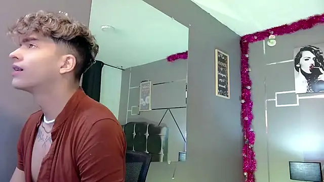 Snapshot of ANDRIUS_24 chatting on December 2024 04:55:02 PM ANDRIUS 24 online show from December 2024 04:55:02 PM