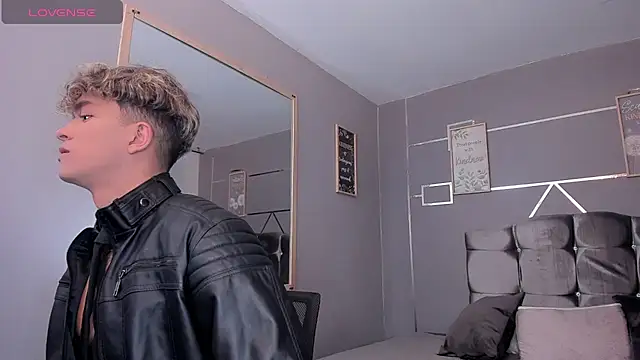 Snapshot of ANDRIUS_24 chatting on January 2025 01:25:02 PM ANDRIUS 24 online show from January 2025 01:25:02 PM