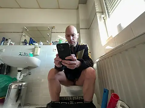 Snapshot of Germankink chatting on January 2025 10:29:02 AM Germankink online show from January 2025 10:29:02 AM