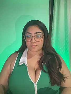 KathyGonzalez online show from November 2025 11:10:01 PM