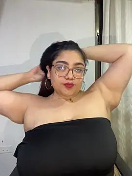 KathyGonzalez online show from November 2025 11:14:01 PM