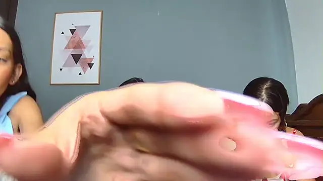 strawberrymia68 online show from February 2025 01:05:02 PM