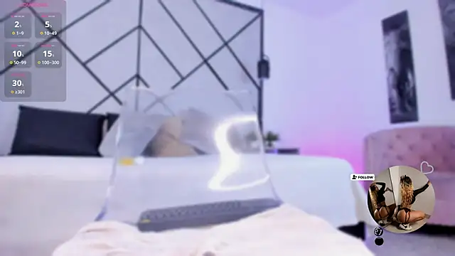 Snapshot of Natasha_Smith09 chatting on December 2024 10:52:02 PM Natasha Smith09 online show from December 2024 10:52:02 PM