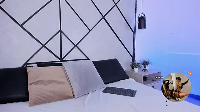 Snapshot of Natasha_Smith09 chatting on March 2025 10:47:01 PM Natasha Smith09 online show from March 2025 10:47:01 PM