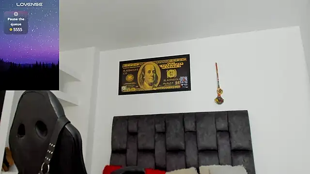 MattRodriguez9 online show from March 2025 12:46:01 PM