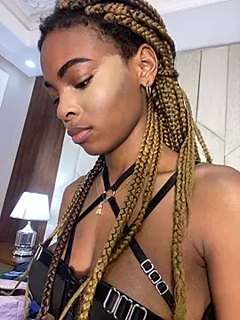 Snapshot of adaraSmiith chatting on January 2025 12:28:02 PM adaraSmiith online show from January 2025 12:28:02 PM