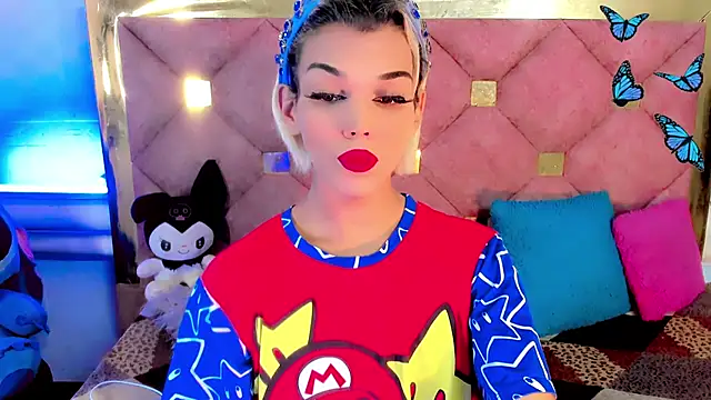 Snapshot of the-horus-girl chatting on December 2024 09:48:01 PM the-horus-girl online show from December 2024 09:48:01 PM