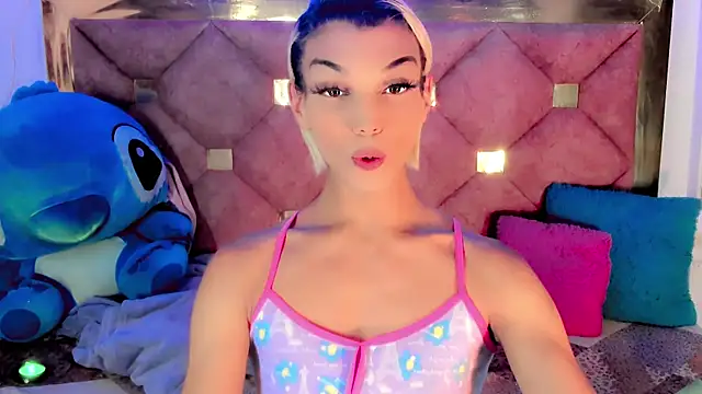 Snapshot of the-horus-girl chatting on December 2024 01:42:01 AM the-horus-girl online show from December 2024 01:42:01 AM