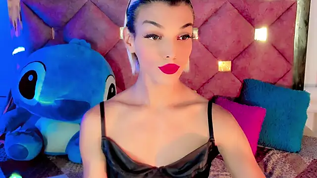 Snapshot of the-horus-girl chatting on December 2024 12:34:01 AM the-horus-girl online show from December 2024 12:34:01 AM