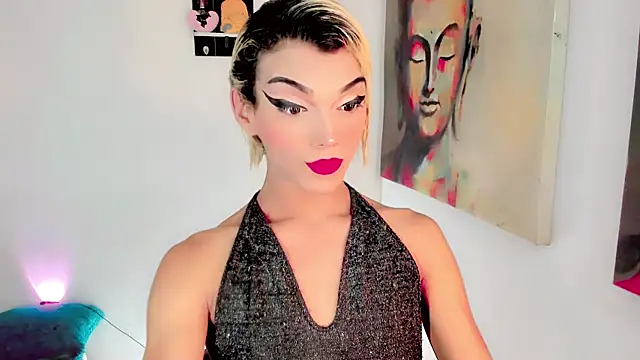 Snapshot of the-horus-girl chatting on December 2024 08:18:01 AM the-horus-girl online show from December 2024 08:18:01 AM