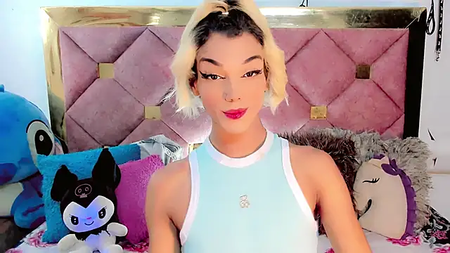 Snapshot of the-horus-girl chatting on January 2025 01:28:01 AM the-horus-girl online show from January 2025 01:28:01 AM