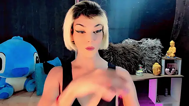 Snapshot of the-horus-girl chatting on January 2025 12:19:02 AM the-horus-girl online show from January 2025 12:19:02 AM