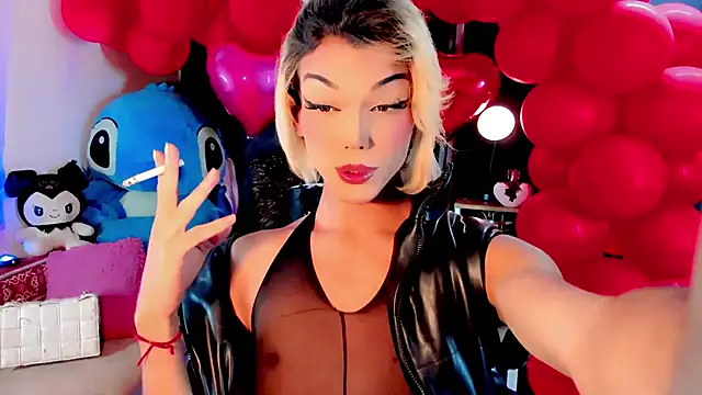 Snapshot of the-horus-girl chatting on February 2025 02:33:02 AM the-horus-girl online show from February 2025 02:33:02 AM