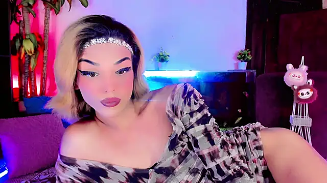 Snapshot of the-horus-girl chatting on September 2025 07:32:01 AM the-horus-girl online show from September 2025 07:32:01 AM