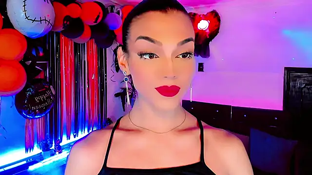 Snapshot of the-horus-girl chatting on October 2025 05:48:02 PM the-horus-girl online show from October 2025 05:48:02 PM